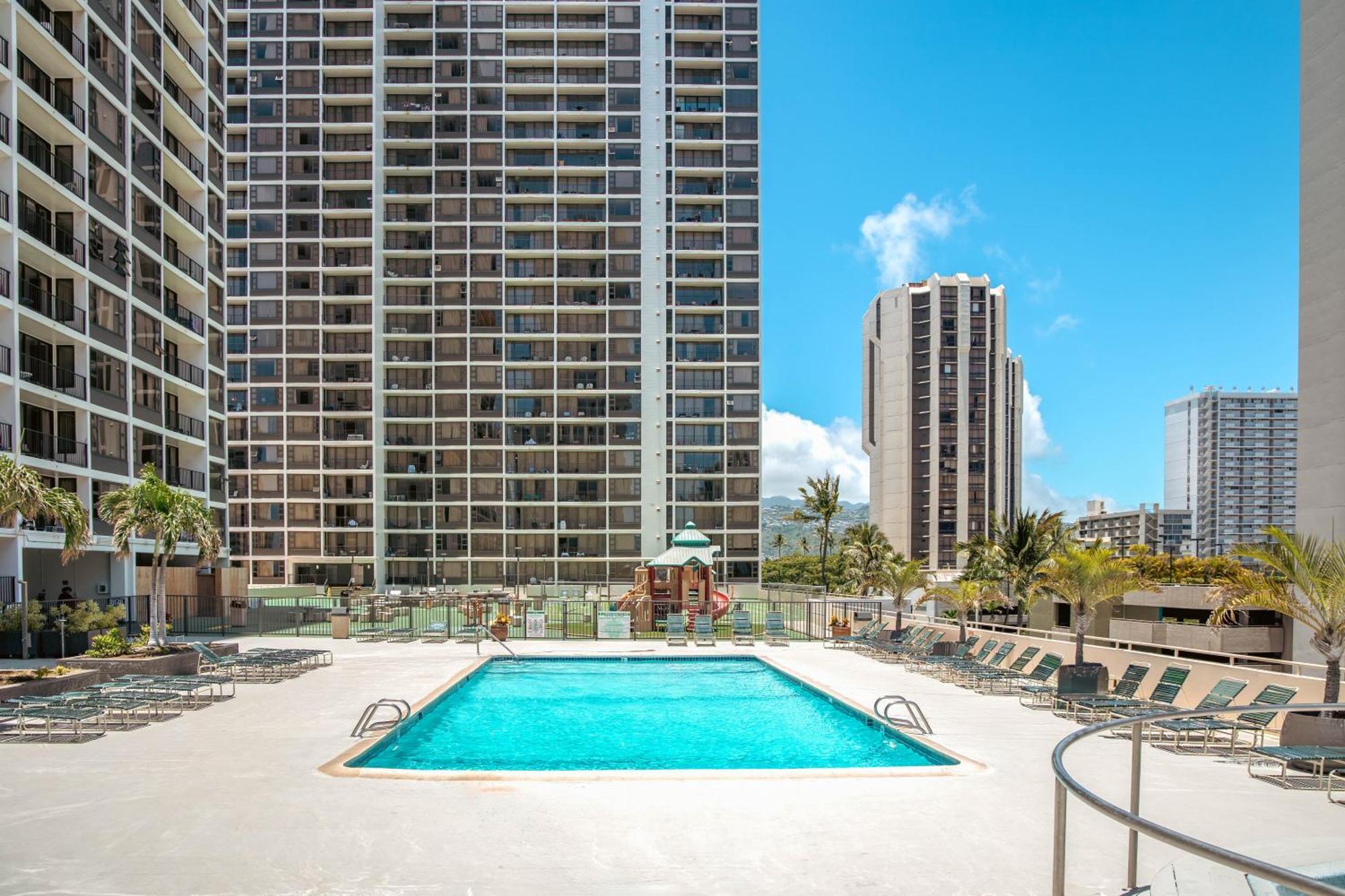 Waikiki Banyan 1Br With Great Ocean Views, Steps To Beach & Parking! Honolulu Exterior foto