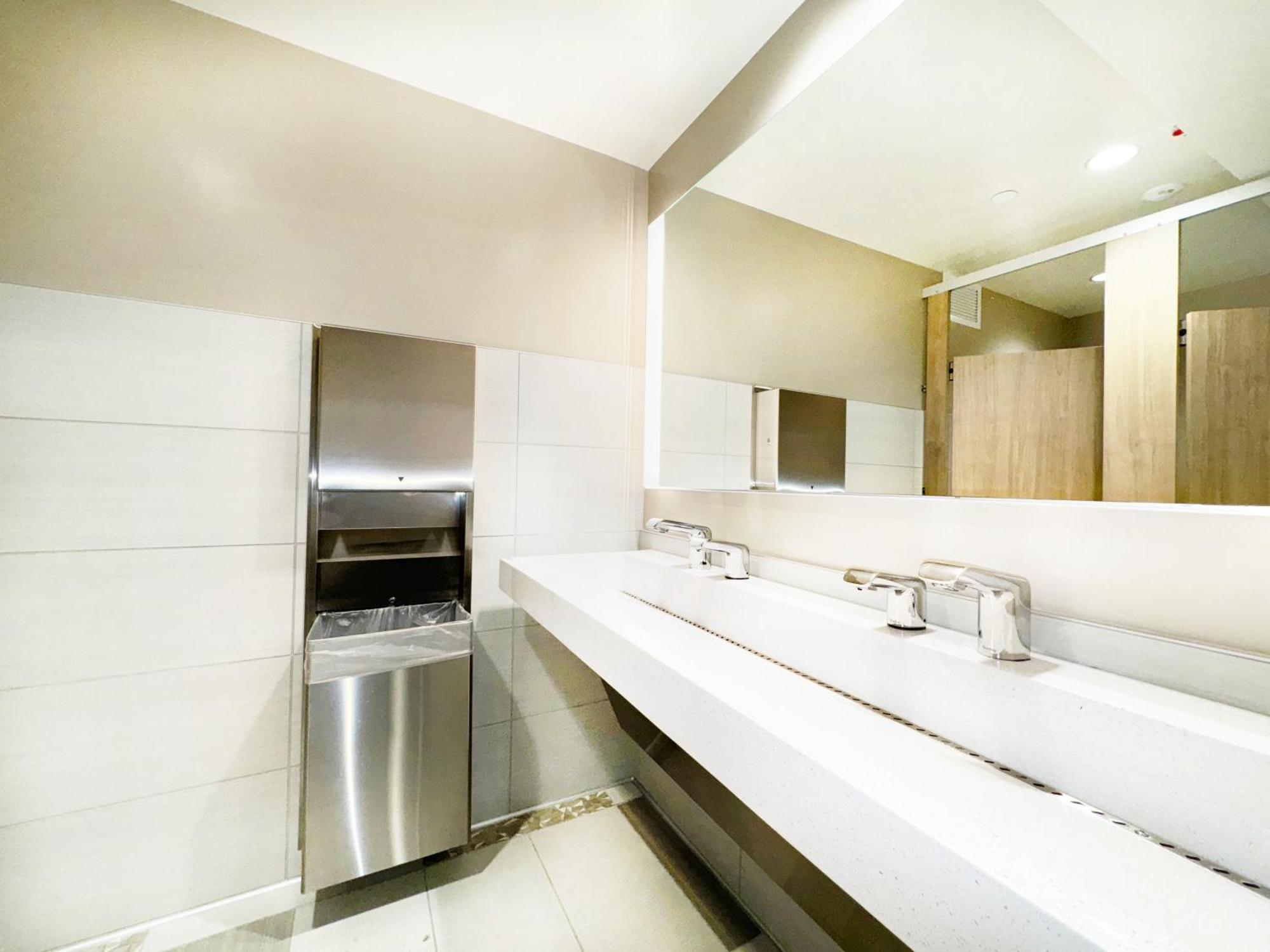 Waikiki Banyan 1Br With Great Ocean Views, Steps To Beach & Parking! Honolulu Exterior foto